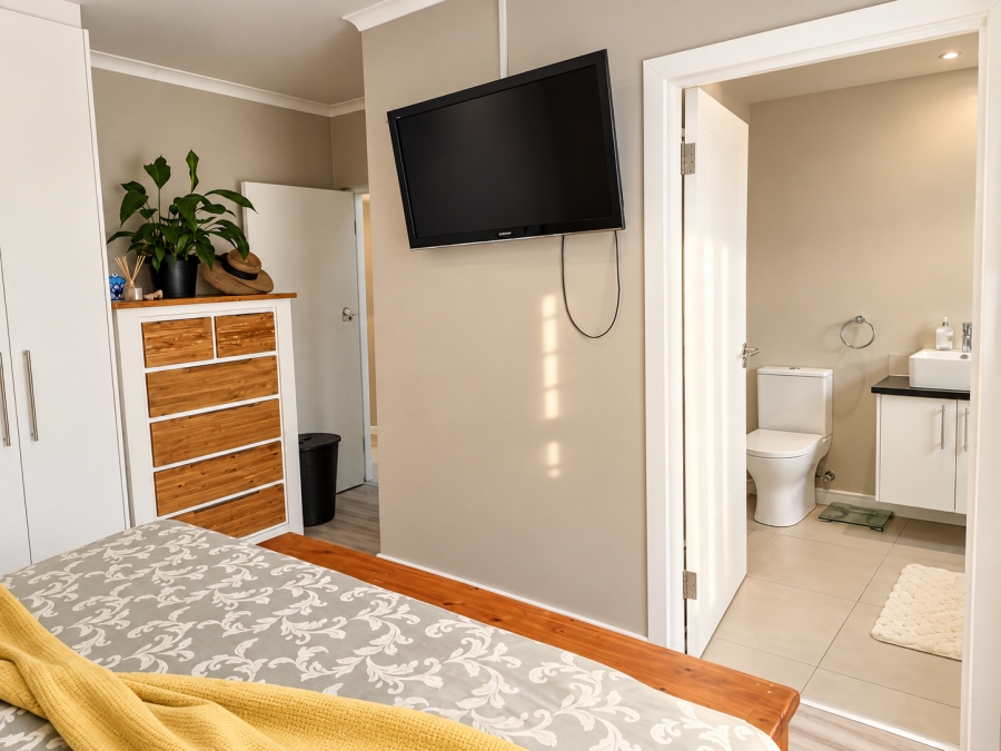 3 Bedroom Property for Sale in Marinda Park Western Cape